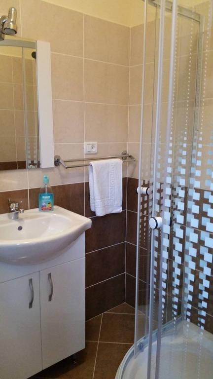 Casa Ovesia Villa Săcele Eksteriør billede
